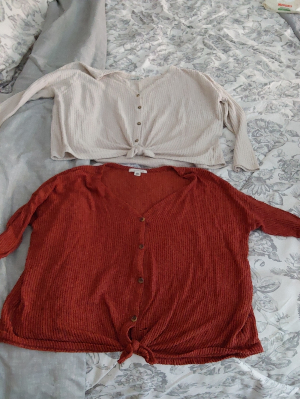 American Eagle Outfitters Ribbed Button-Front Sweaters in Cream & Rust 2 Large